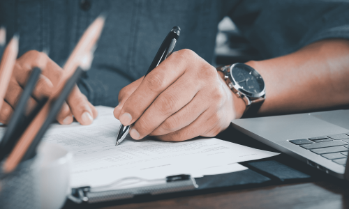 Correcting errors on a T5018 filing form for Canadian businesses